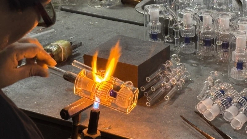 Glass Weed Pipe Factory Glass Weed Pipe Factory